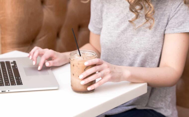 Which comes first: your audience or your online product? 1