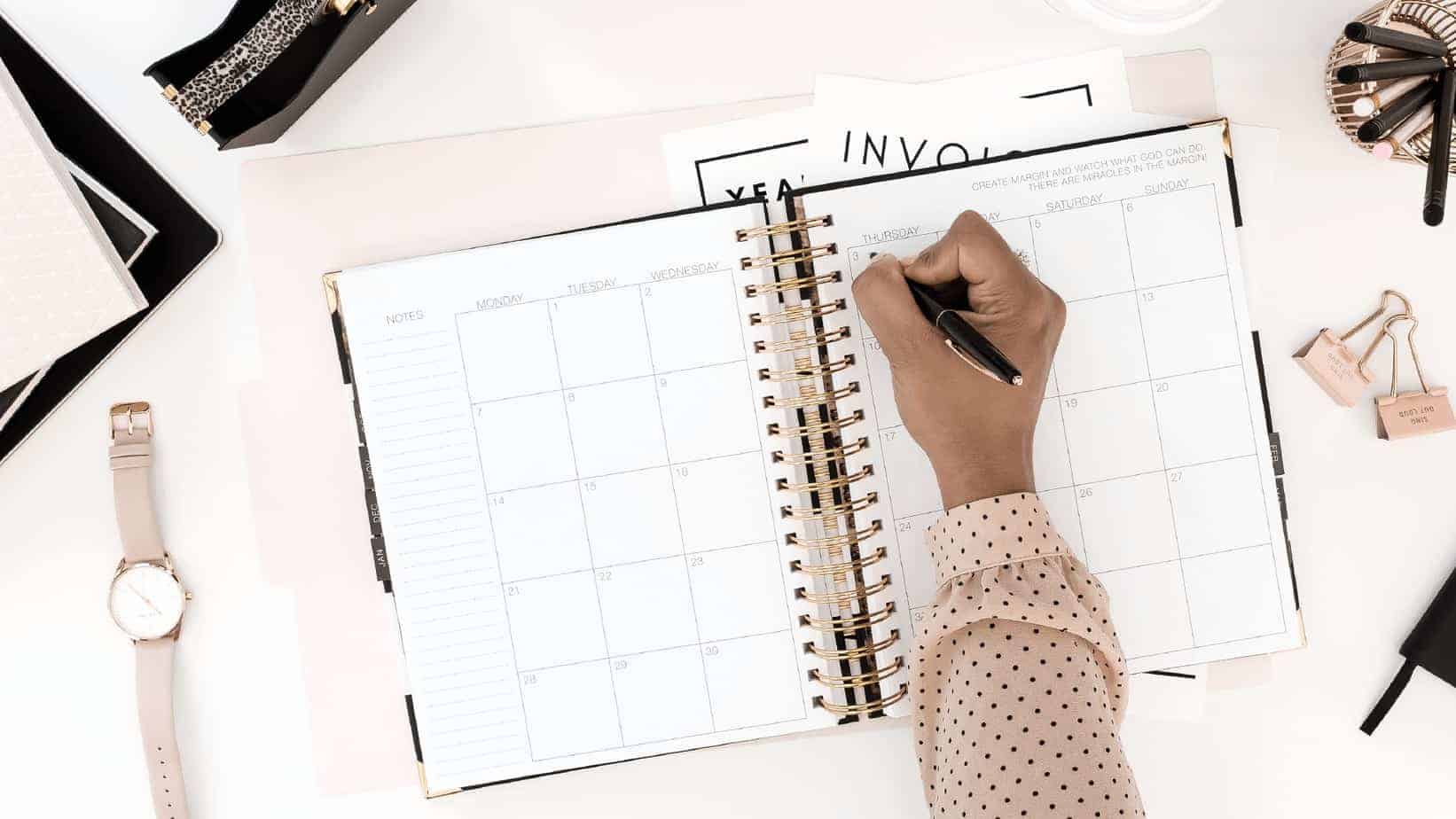 Online business expert shares time-saving strategies for podcasters (Tasha Booth, How She Did That)