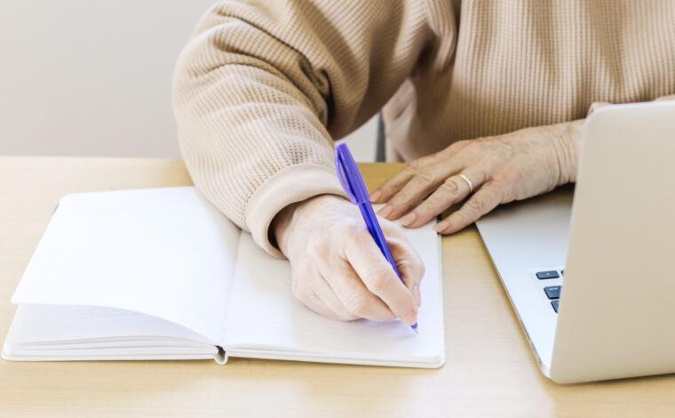 How to write effective podcast show notes 1
